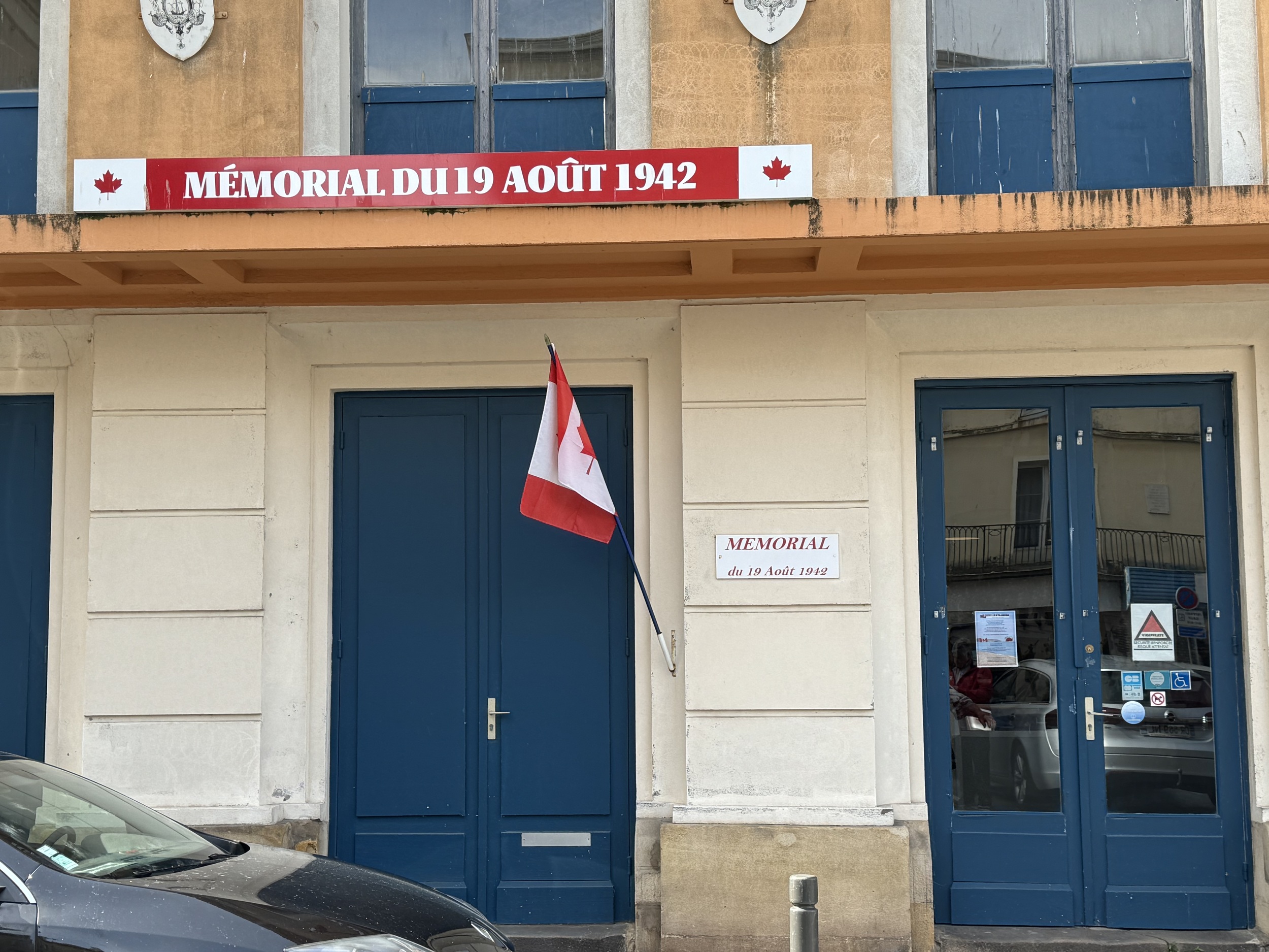 COL-CHA-B (1103).jpg