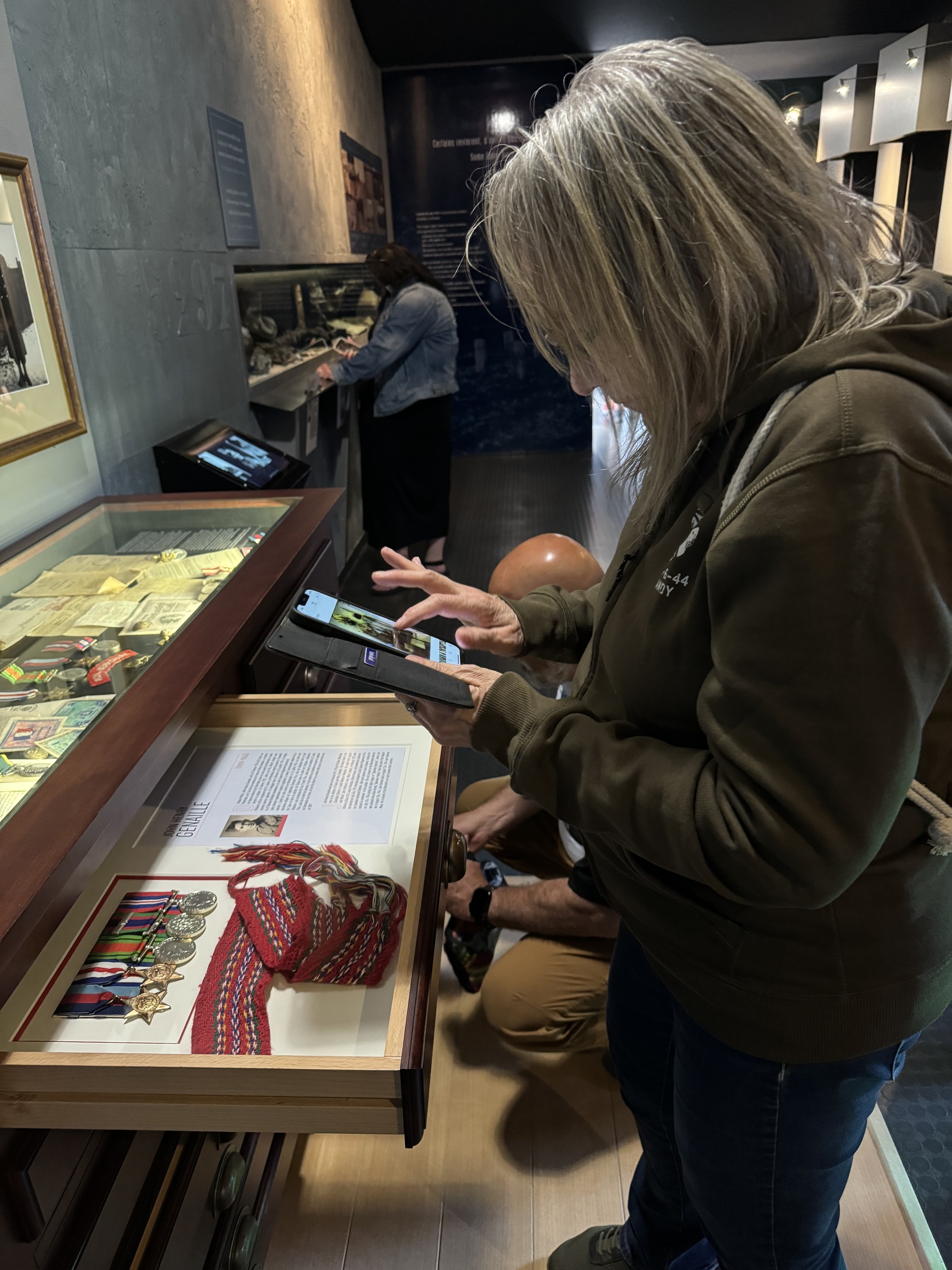 COL-CHA-B (1200).jpg