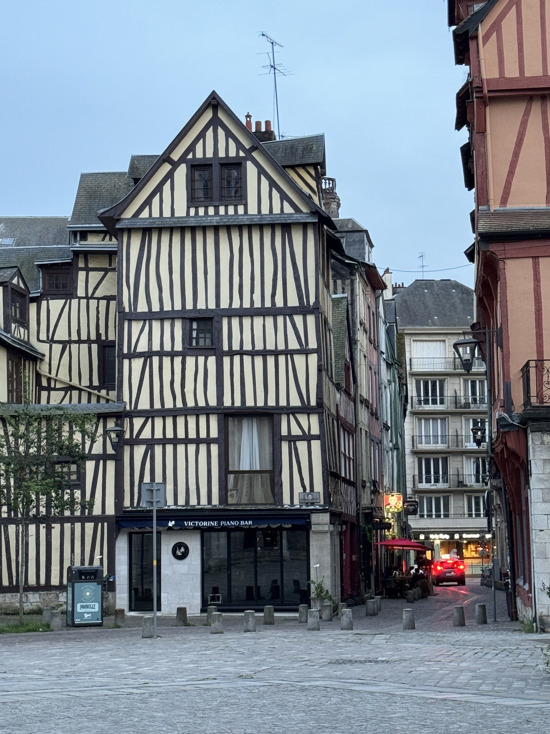 COL-CHA-B (1169).jpg