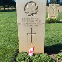 Delaronde-Paul Edward-Corporal-UNK-Cassino-3by4.jpg